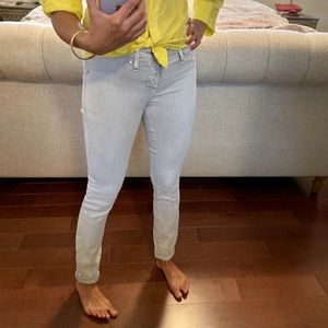 Marc Jacobs light gray skinny jeans size 27